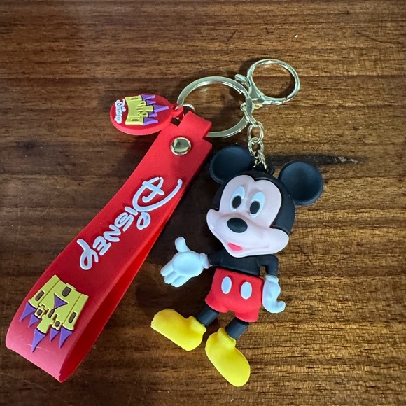 Disney character Minnie Mouse Black and Red Graphic Tote with bag charm - Picture 5 of 5